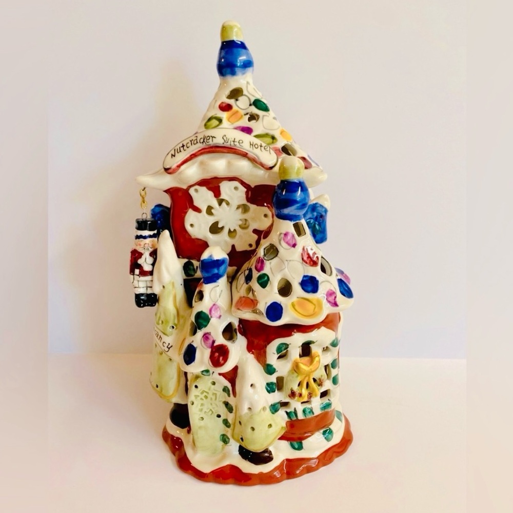 Blue Sky Nutcracker Suite Hotel.Tea light candle holder.